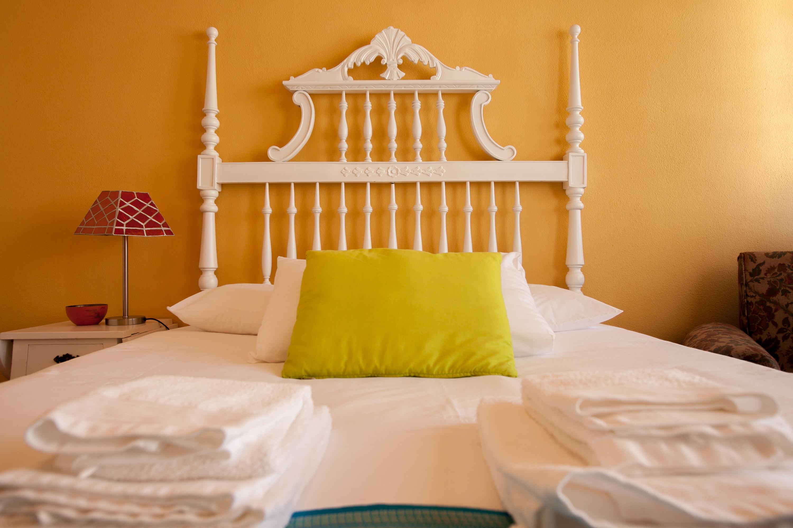 Ericeira Chill Hill Hostel & Private Rooms - Peach Garden Екстериор снимка