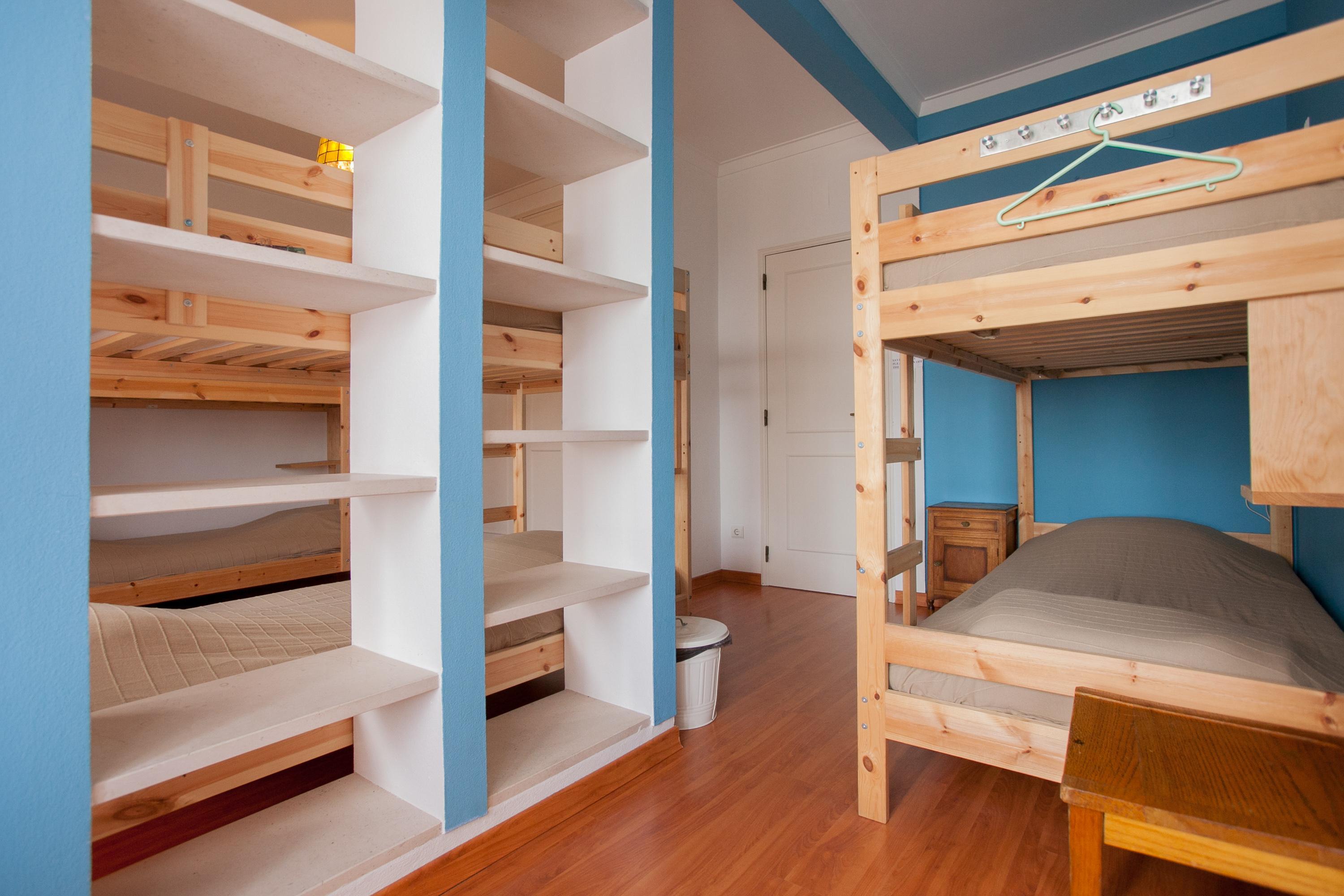 Ericeira Chill Hill Hostel & Private Rooms - Peach Garden Екстериор снимка