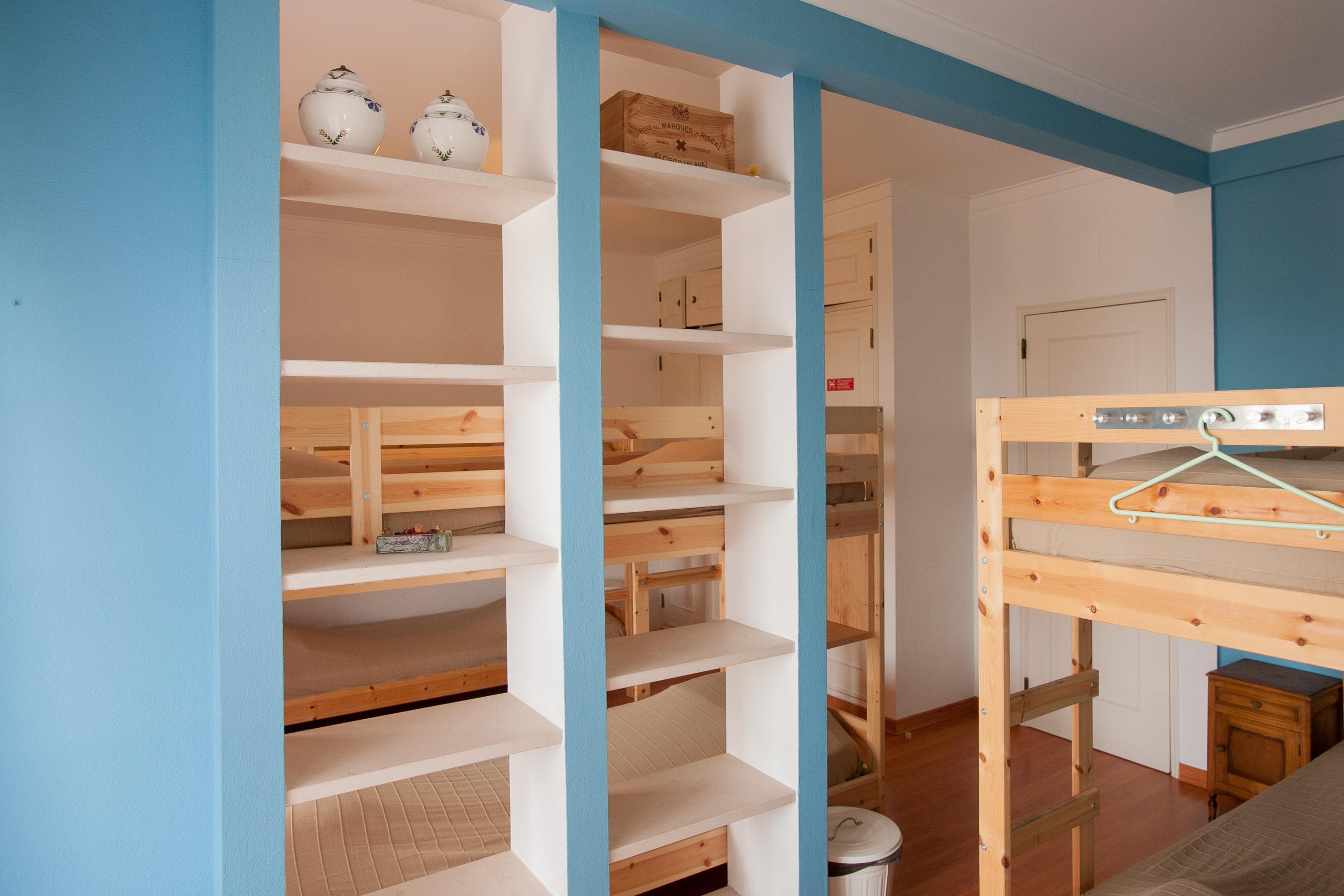 Ericeira Chill Hill Hostel & Private Rooms - Peach Garden Екстериор снимка