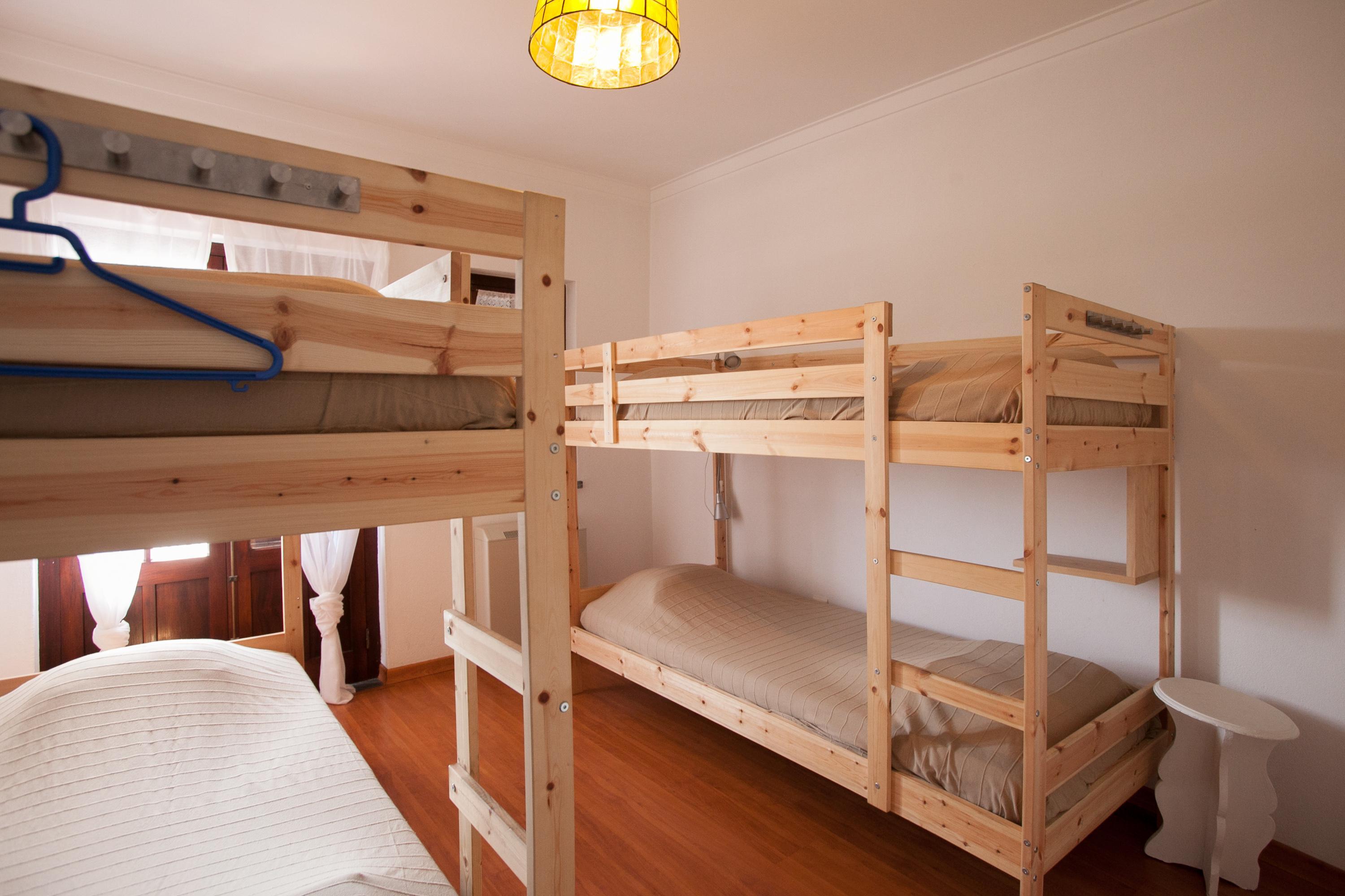 Ericeira Chill Hill Hostel & Private Rooms - Peach Garden Екстериор снимка