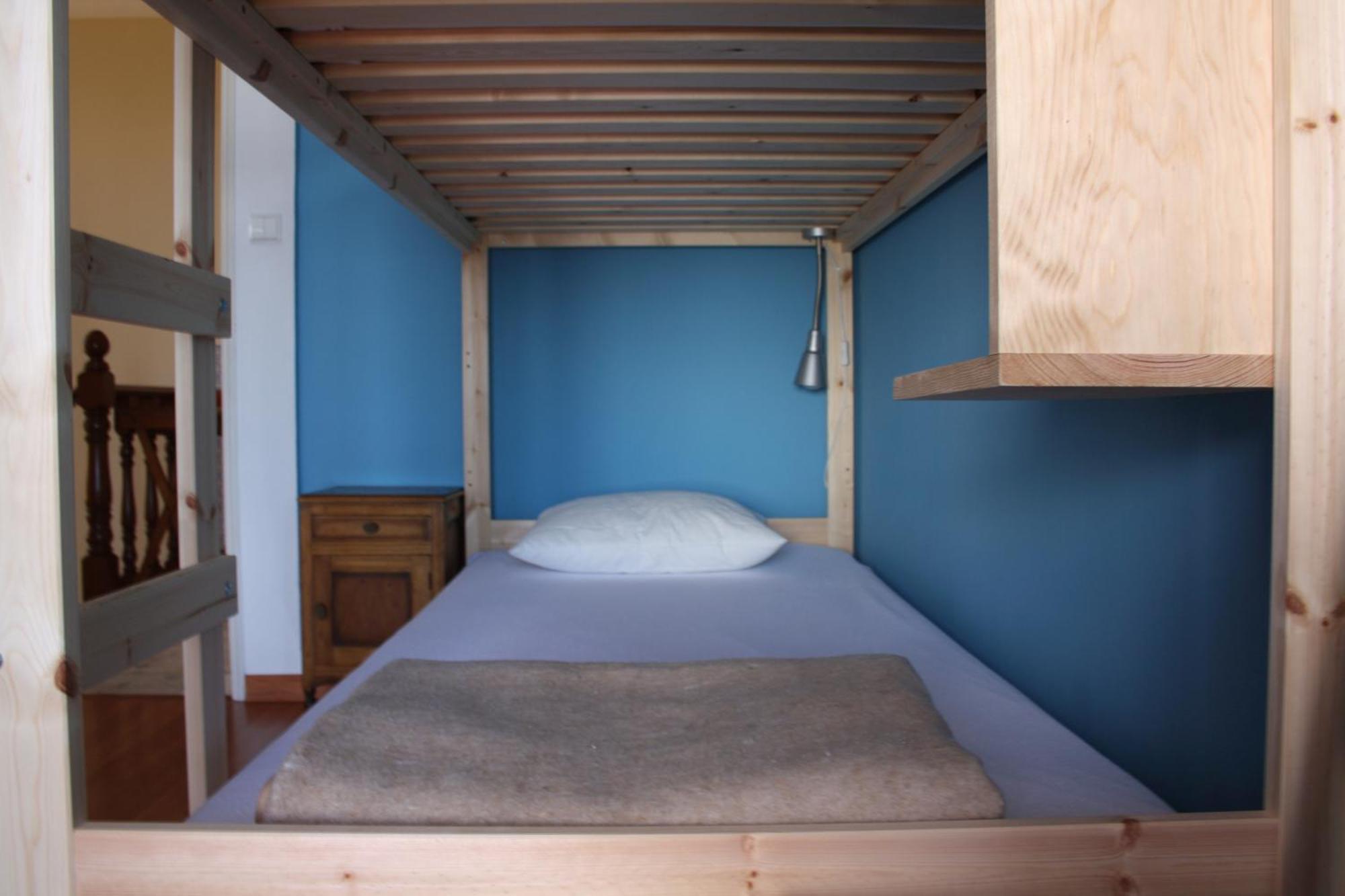Ericeira Chill Hill Hostel & Private Rooms - Peach Garden Стая снимка