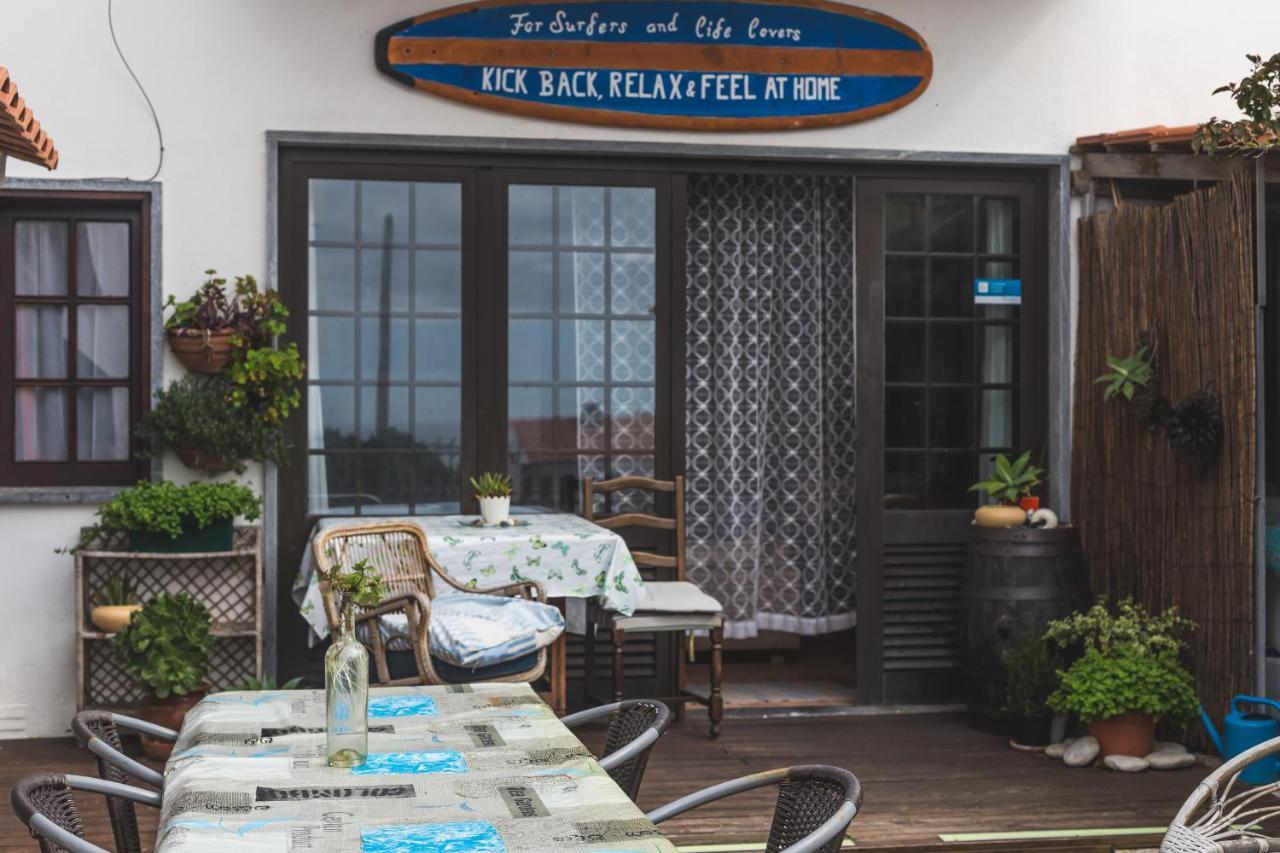 Ericeira Chill Hill Hostel & Private Rooms - Peach Garden Екстериор снимка