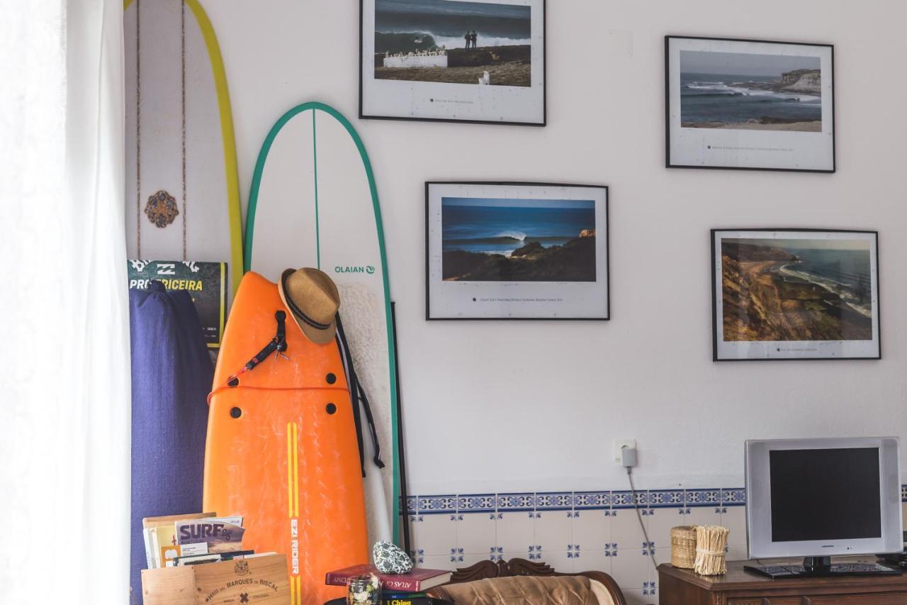 Ericeira Chill Hill Hostel & Private Rooms - Peach Garden Екстериор снимка